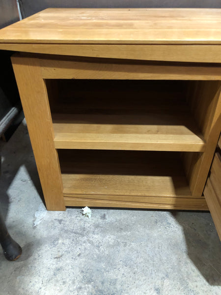 Large Oak TV Unit