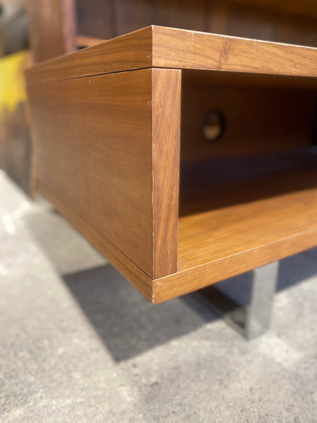 Matrix by Antonello of Italy Retro Style Media Stand