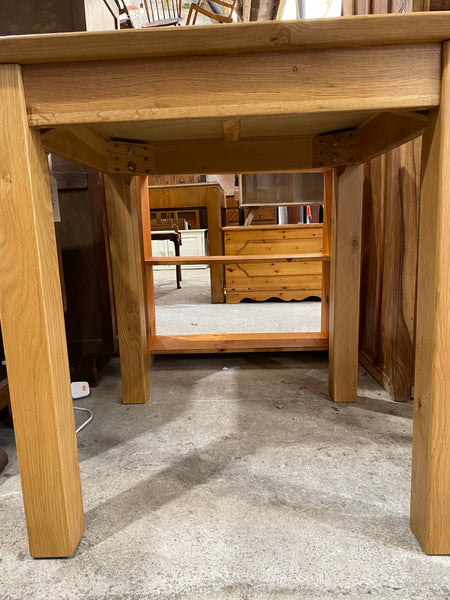 Square Oak Table GHC