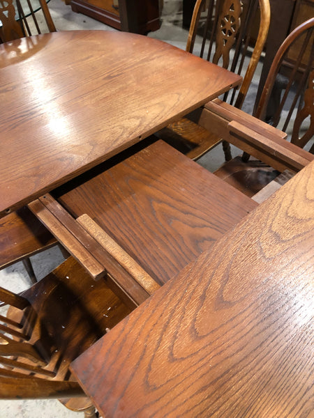 Dark Wooden Ext. Dining Table & 6 Chairs