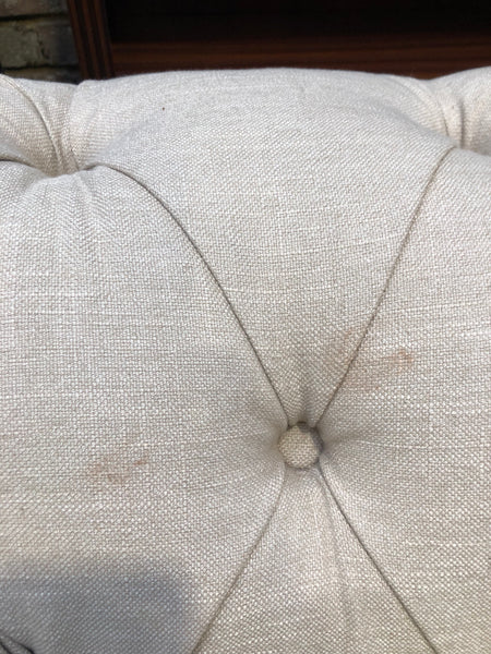 Cream Chesterfield Style Sofa