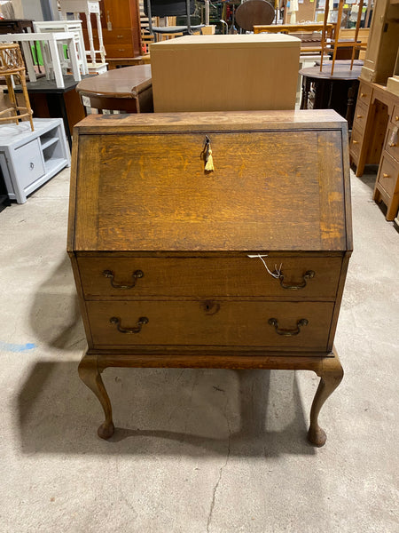 Queen Anne style Bureau