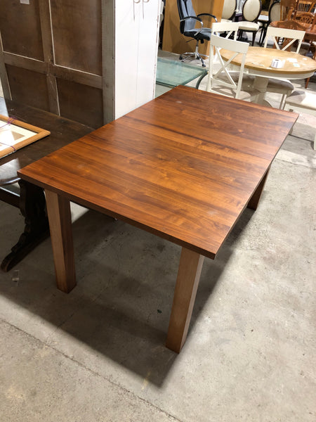 Extendable Veneer Dining Table