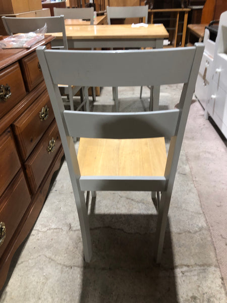 REF - Dining Table & 4 Chairs