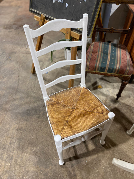 REF - Small Pine Dining Table & 4 Chairs