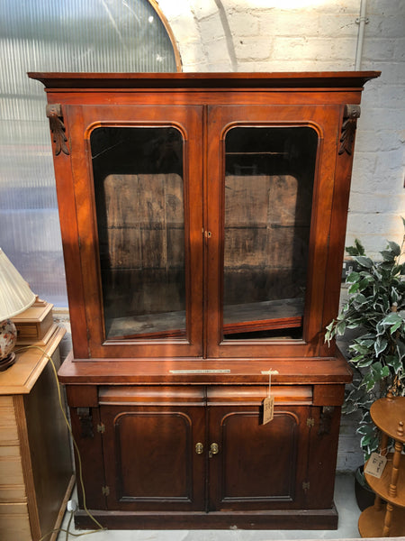 GHC Antique Mahogany Dresser