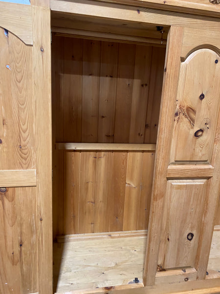 Large Pine Double a wardrobe with Drawers
