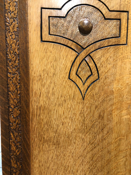 Vintage Oak Carved Detail Wardrobe with Drawer