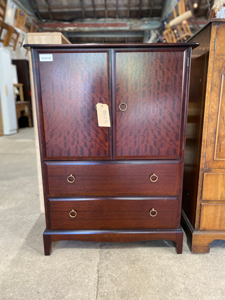 Stag Linen Cupboard