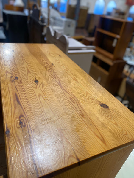 Pine Chest of Drawers