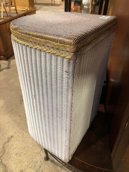 GHC - Lloyd Loom Style Laundry Basket