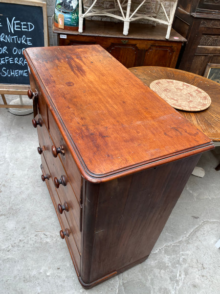 Mahogany Chest of Drawers