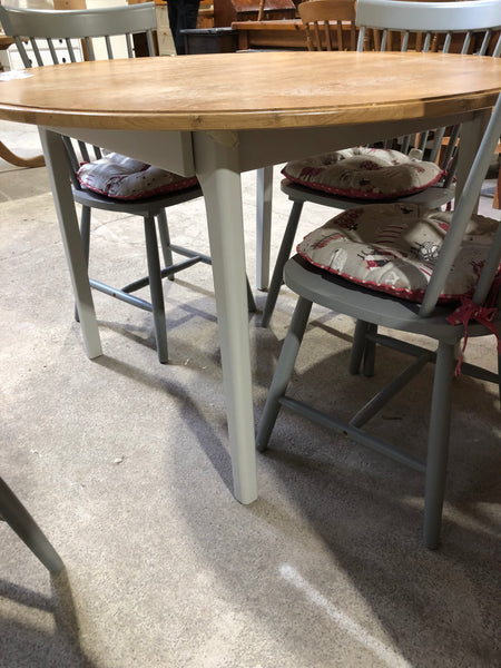 Round Wooden/Grey Dining Table & 4 Chairs - REF