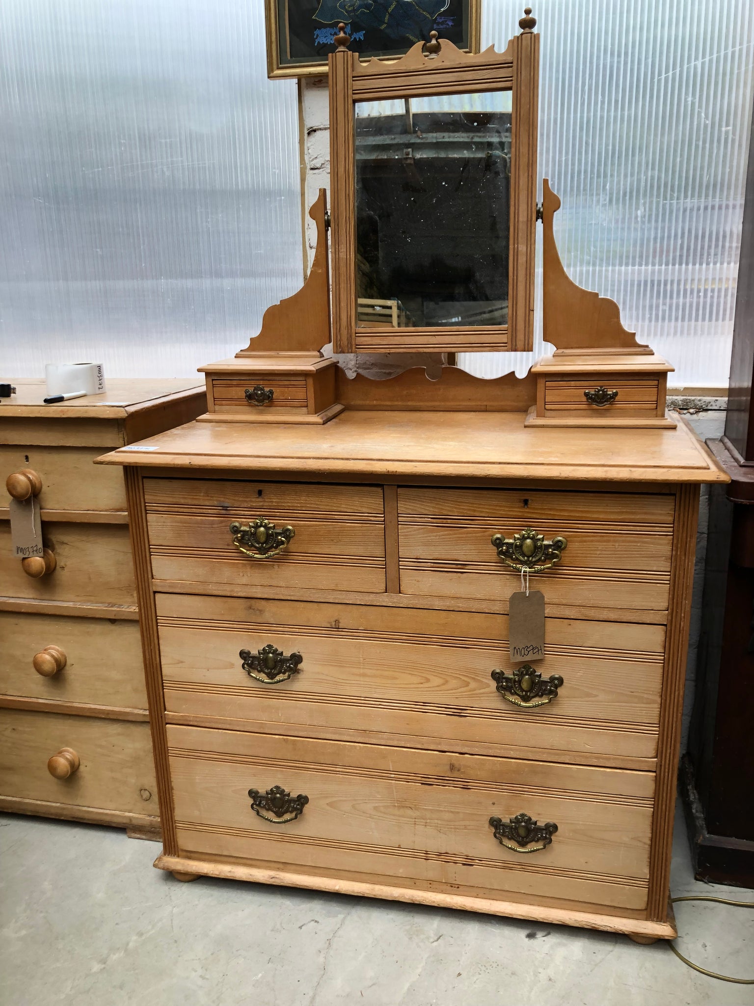 GHC - Rustic Oak Chest of Drawers with Mirror