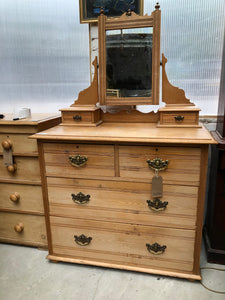 GHC - Rustic Oak Chest of Drawers with Mirror