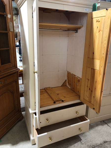 White Pine Wardrobe - REF