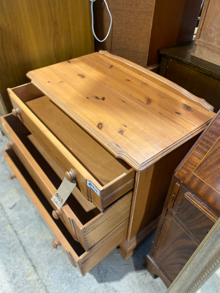 GHC - Chest of 3 Drawers
