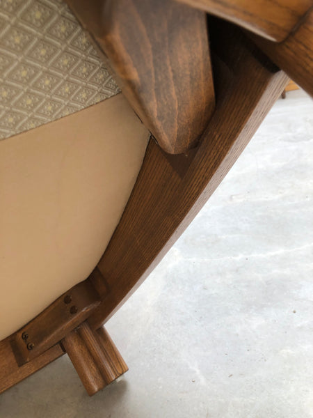 Light Ercol Windsor Jubilee Chair