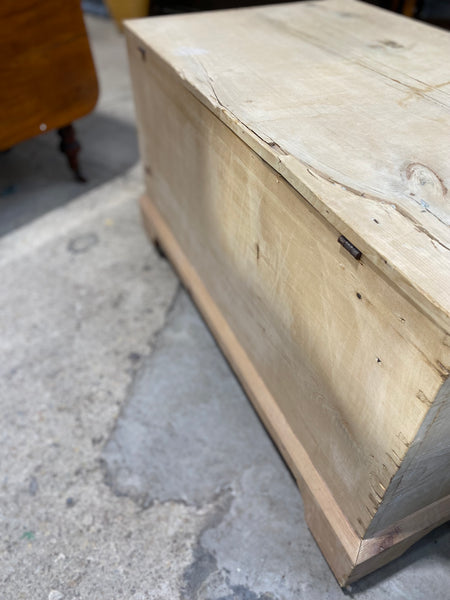 Rustic Pine Blanket Box