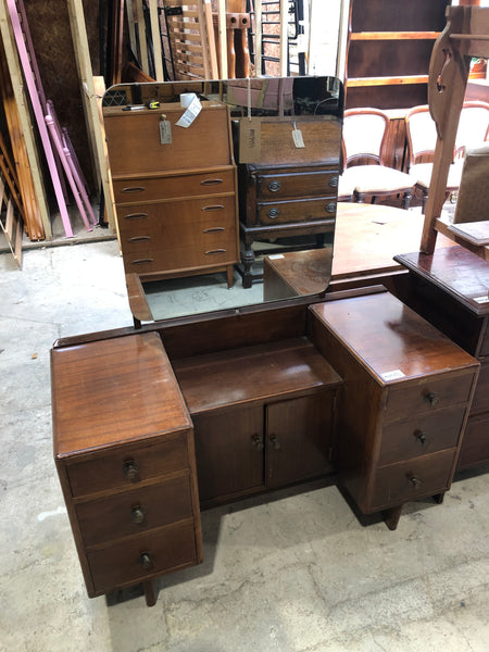 GHC - Vintage Dressing Table & Mirror