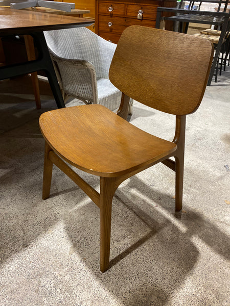 Large Retro Castlery Solid Walnut Dining Table & 6 Chairs