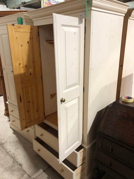 White Pine Wardrobe - REF