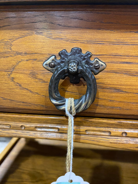 Old Charm Coffee Table