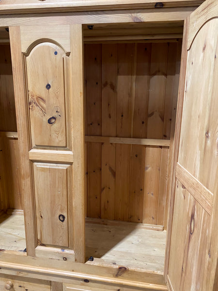 Large Pine Double a wardrobe with Drawers