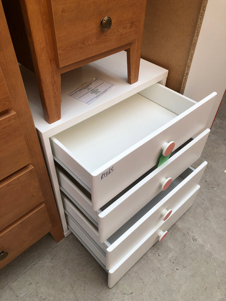 REF - Small White Chest of Drawers