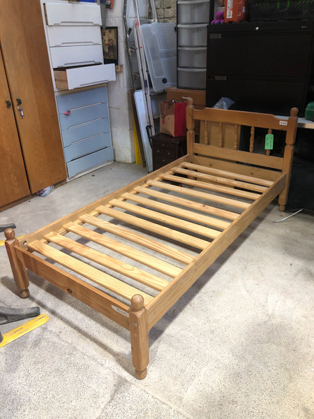 REF - Pine Single Bedframe