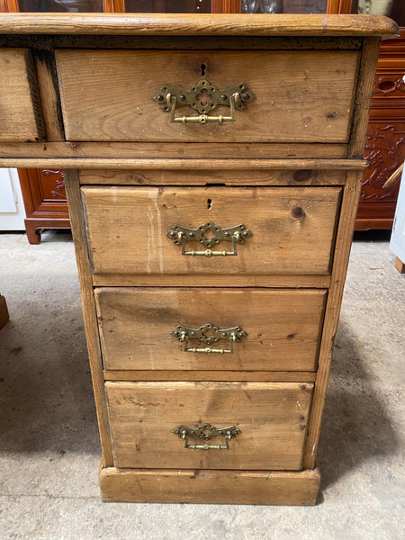 Rustic Pine Pedestal Desk