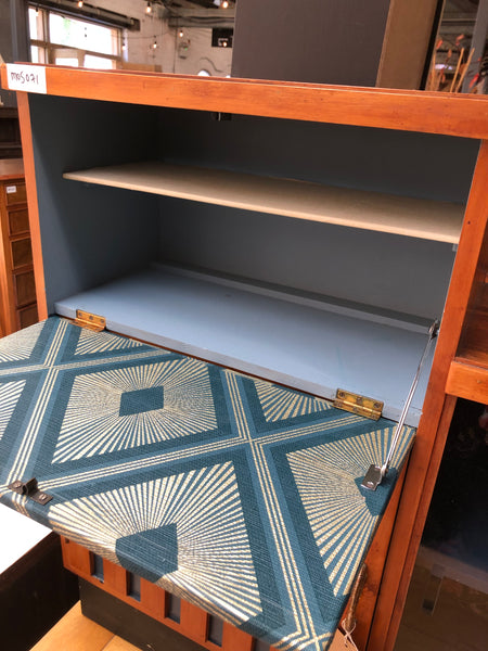 Retro Style Display Cabinet
