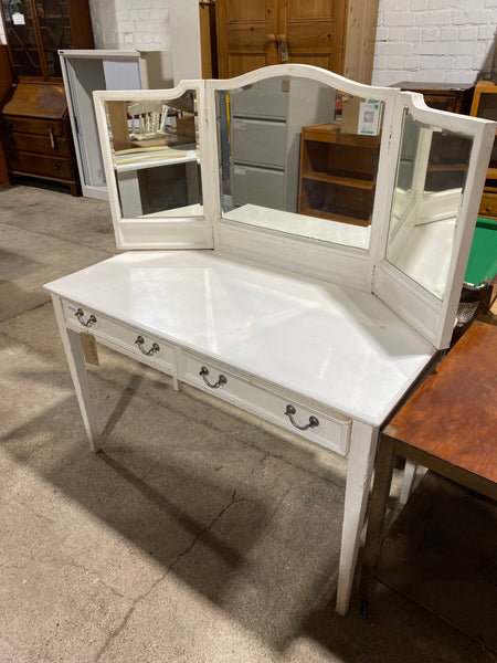 Dressing Table with Trifold Mirror