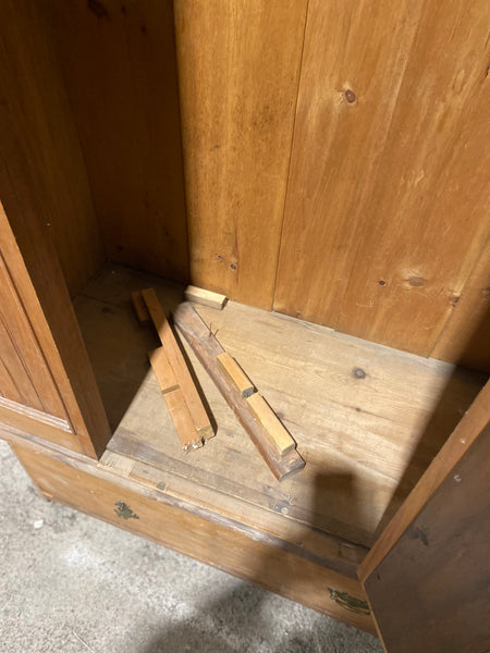 Rustic Pine Single Wardrobe - PROJECT