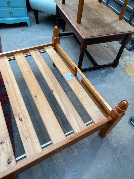 REF - Pine Single Bedframe