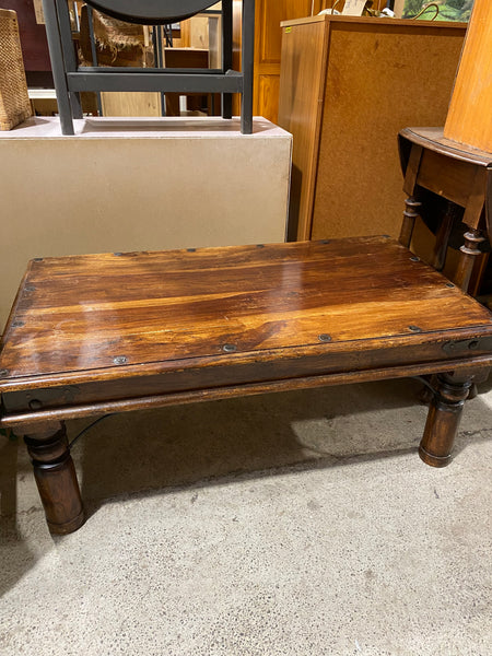Rustic Thakat Style Coffee Table