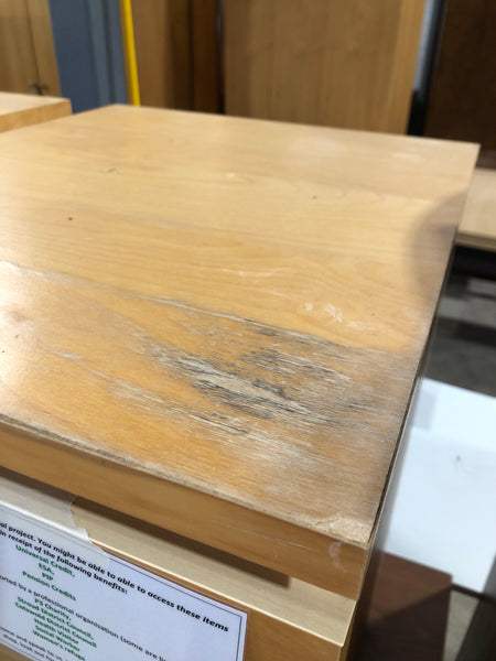 REF - Pair of IKEA Malm Bedside Tables