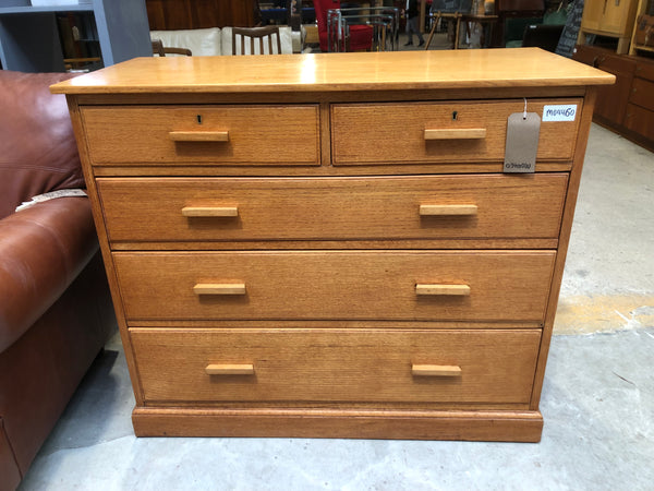 Oak 2 over 3 Chest of Drawers