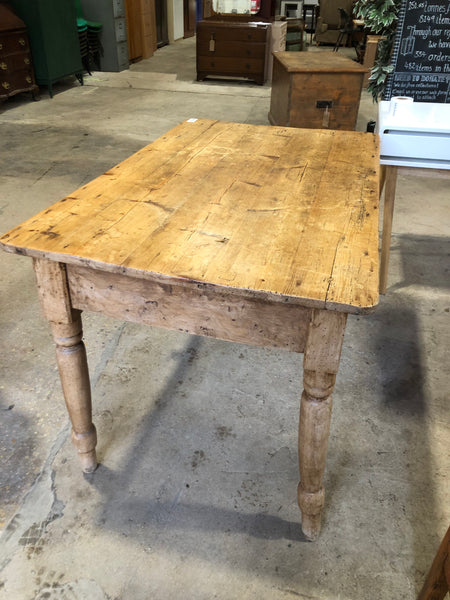 Rustic Pine Farmhouse Kitchen Table