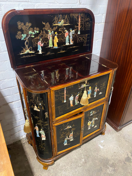 Chinese Style Lacquered Drinks Cabinet