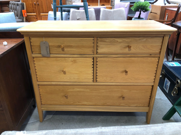GHC - Willis & Gambier Oak Chest of Drawers
