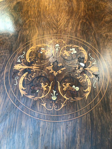 GHC Octagonal Inlay Detail Table