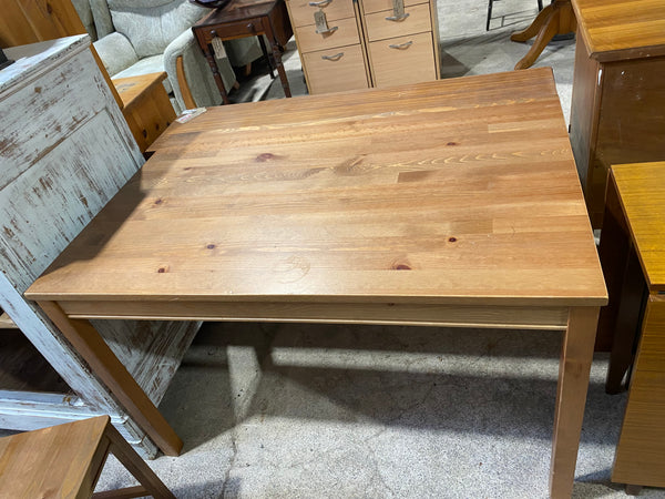 GHC - REF - Pine Table and Four Chairs