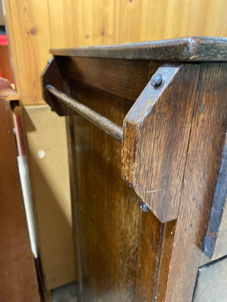 Vintage Oak Chest of Drawers