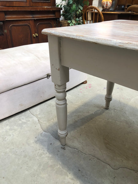 Rustic Pine Farmhouse Kitchen Table