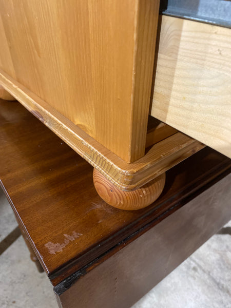 Pine Chest of 2 Drawers