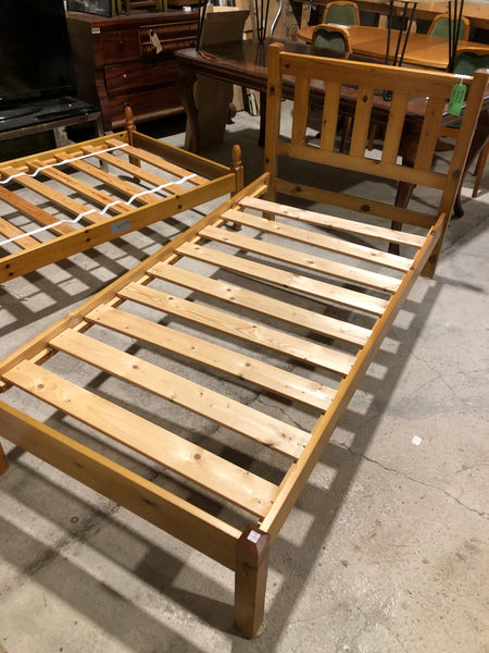 REF - Pine Single Bedframe