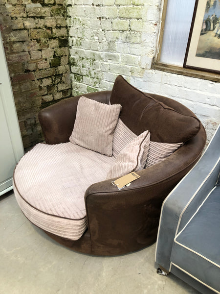 Suede Effect Swivel Snuggler Seat