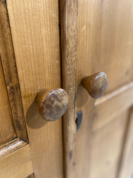 Rustic Pine Single Wardrobe