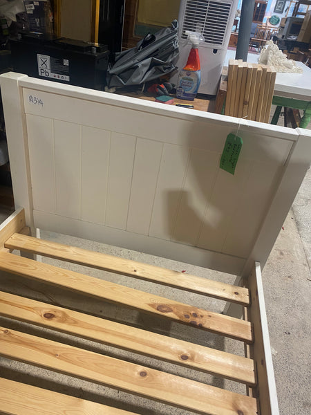 REF - White single bed
